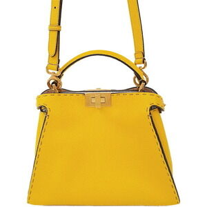 FENDI Selleria Peekaboo Essential Bag